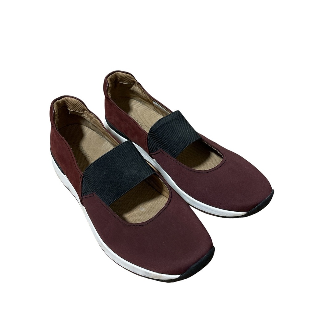 VIONIC size 11 cadee 10010027-wine